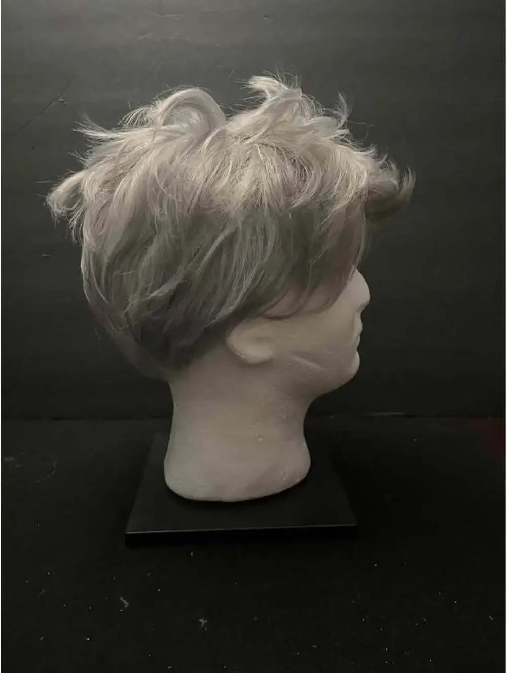 Short Silver Grey Wavy Wig